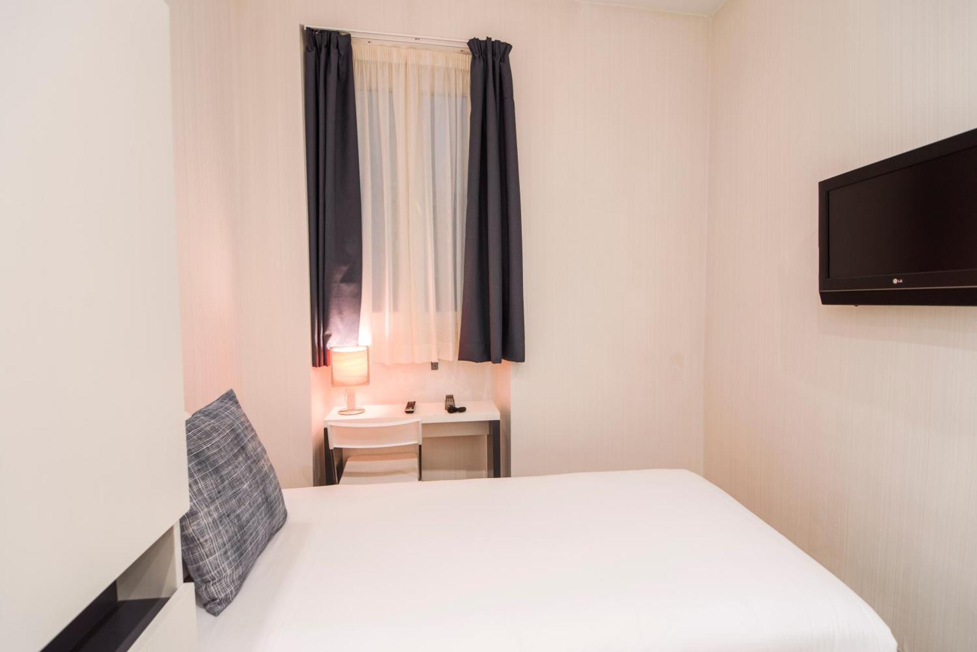 Petit Palace Canalejas Sevilla Room photo